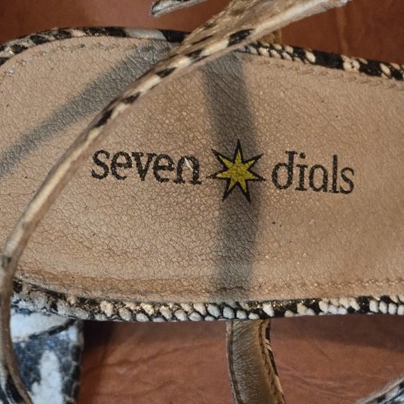Seven Dials Women's Snake Print Sandals - Picture 2 of 7